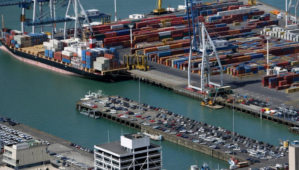 IMPORTS SOAR, NEW ZEALAND'S TRADE BALANCE DEFICIT REACHES A RECORD HIGH